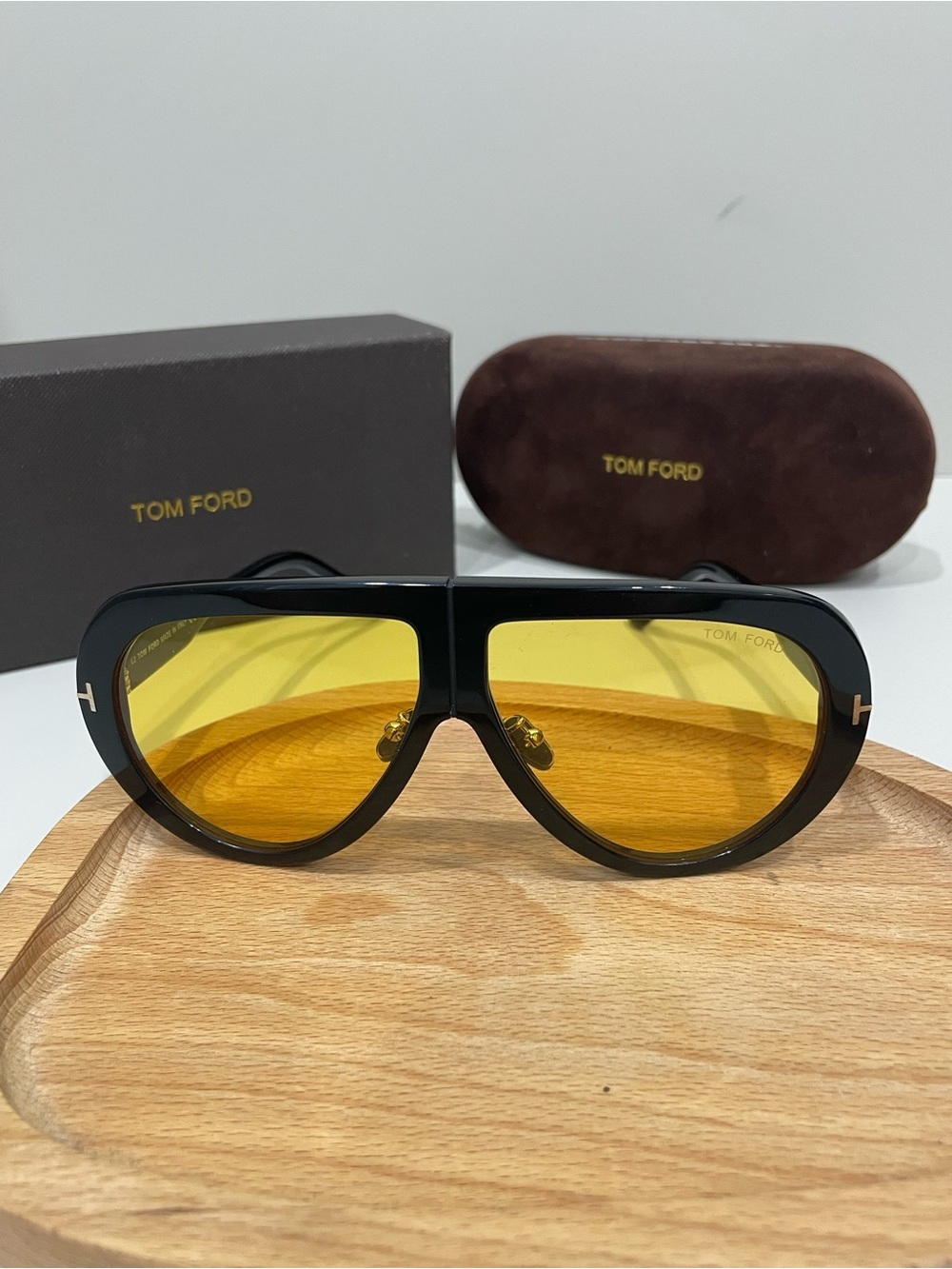 Tom Ford Women's Black Frame Sunglasses with Yellow Lenses - Aviator Style